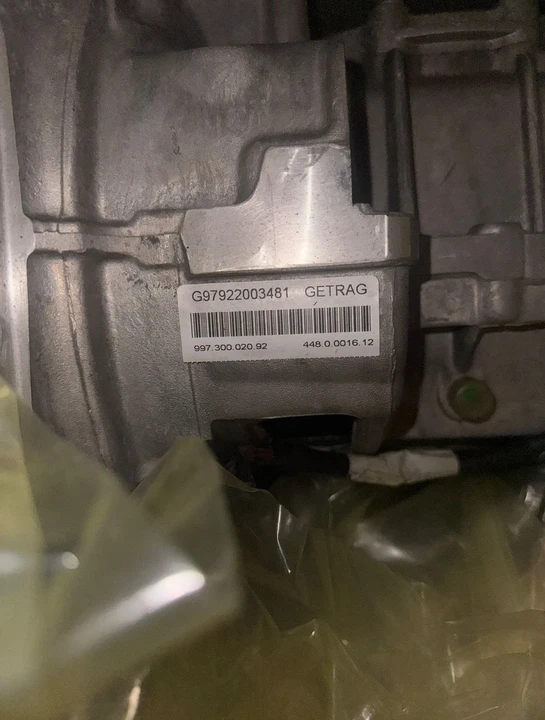 2010 Parts & Memorabilia Gearboxes - Image 2 of 2