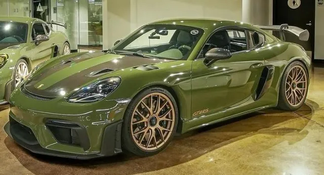 2023 Porsche 718 GT4RS
