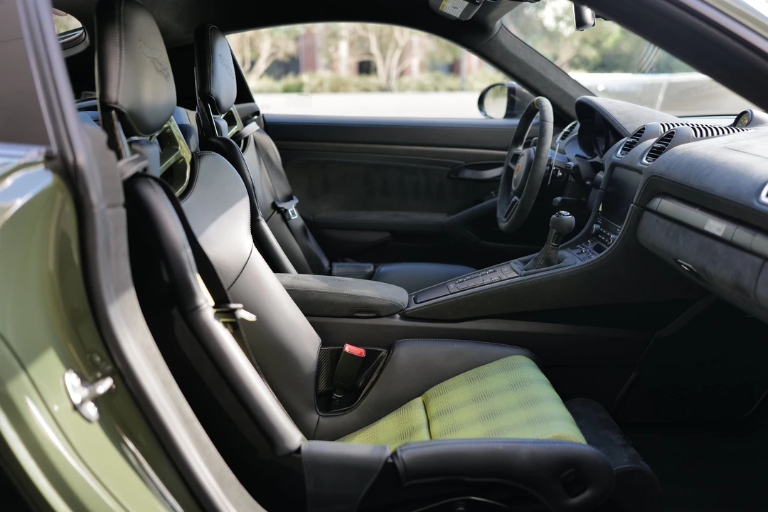 2023 Porsche 718 Cayman GT4 RS - Image 12 of 20