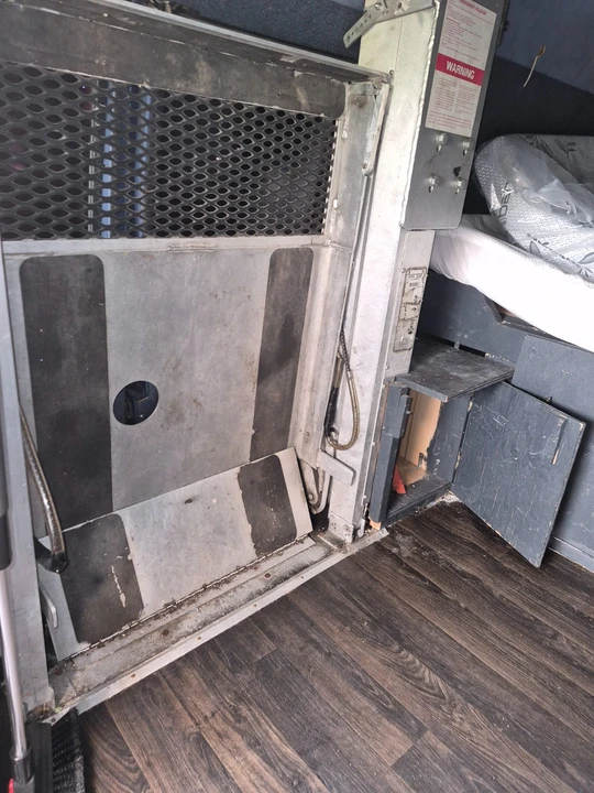 1997 Dodge Ram Van - Image 20 of 24