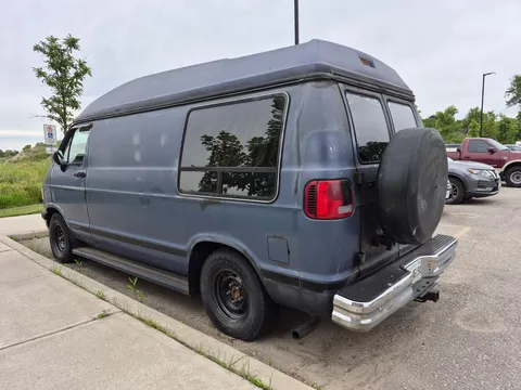 1997 Dodge Ram Van 1500