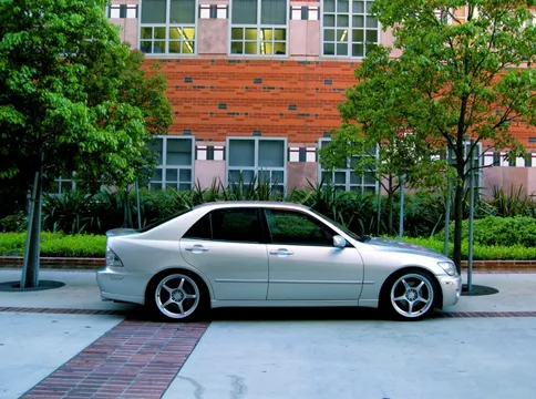 2001 Lexus IS300