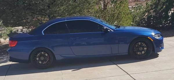 2011 BMW E93 335i Convertible - Image 2 of 21