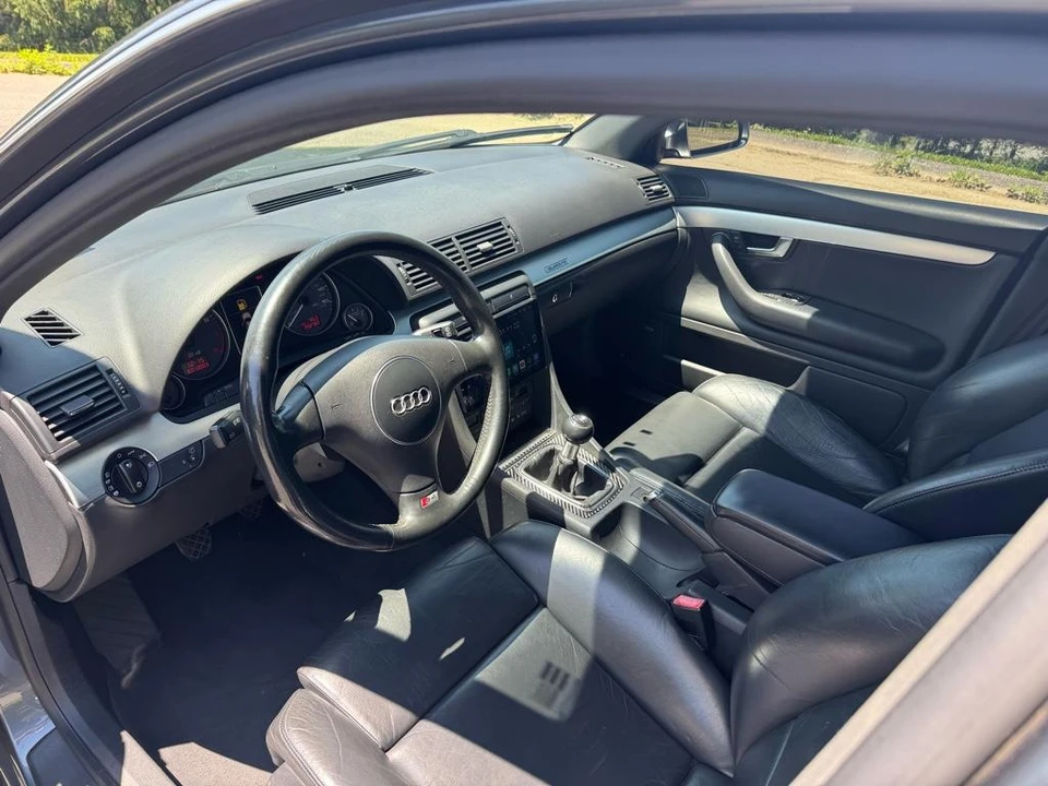 2005 Audi B6 S4 - Image 10 of 22