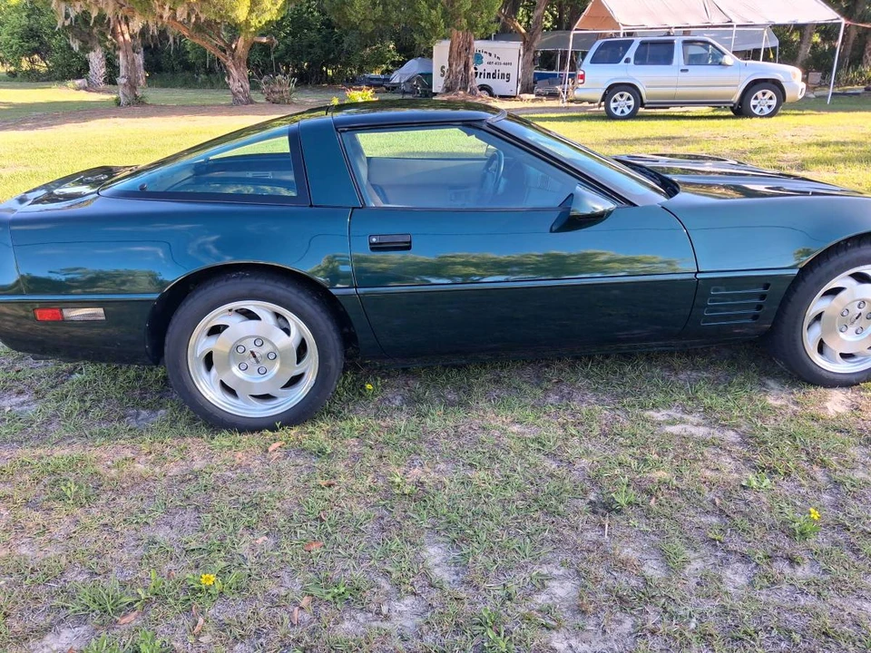 1993 Chevrolet Corvette C4 - Image 6 of 14