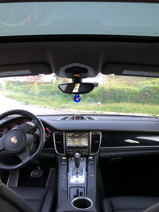 2014 Porsche 970 Panamera - Image 16 of 19