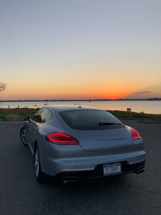 2014 Porsche 970 Panamera - Image 2 of 19