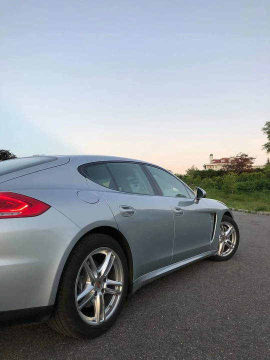 2014 Porsche 970 Panamera - Image 9 of 19