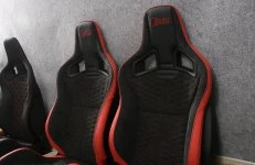 Parts & Memorabilia Seats & Interior - Image 5 of 8