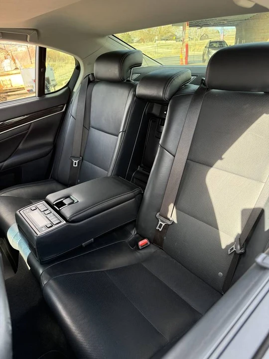 2014 Lexus GS 4th Gen - Image 8 of 12
