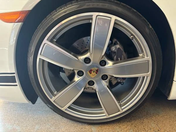 Porsche 718 Cayman - Image 17 of 21