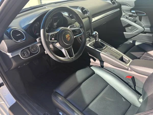 Porsche 718 Cayman - Image 6 of 21