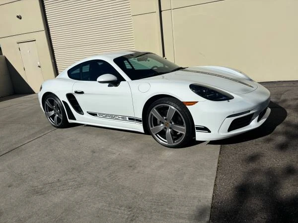 Porsche 718 Cayman - Image 20 of 21
