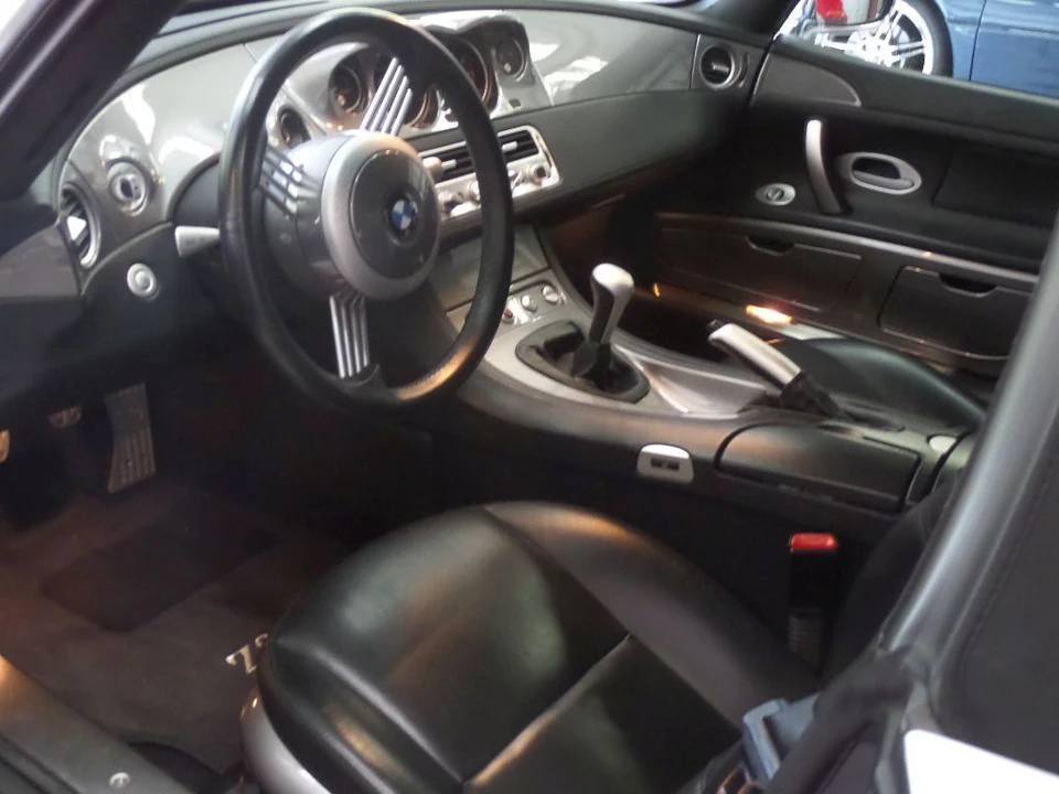 2002 BMW Z8 - Image 7 of 7