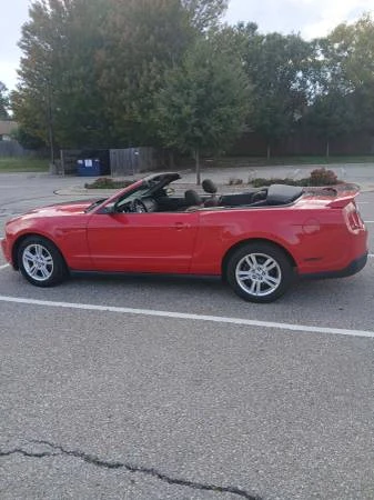 2010 Ford S197 Mustang - Image 4 of 5