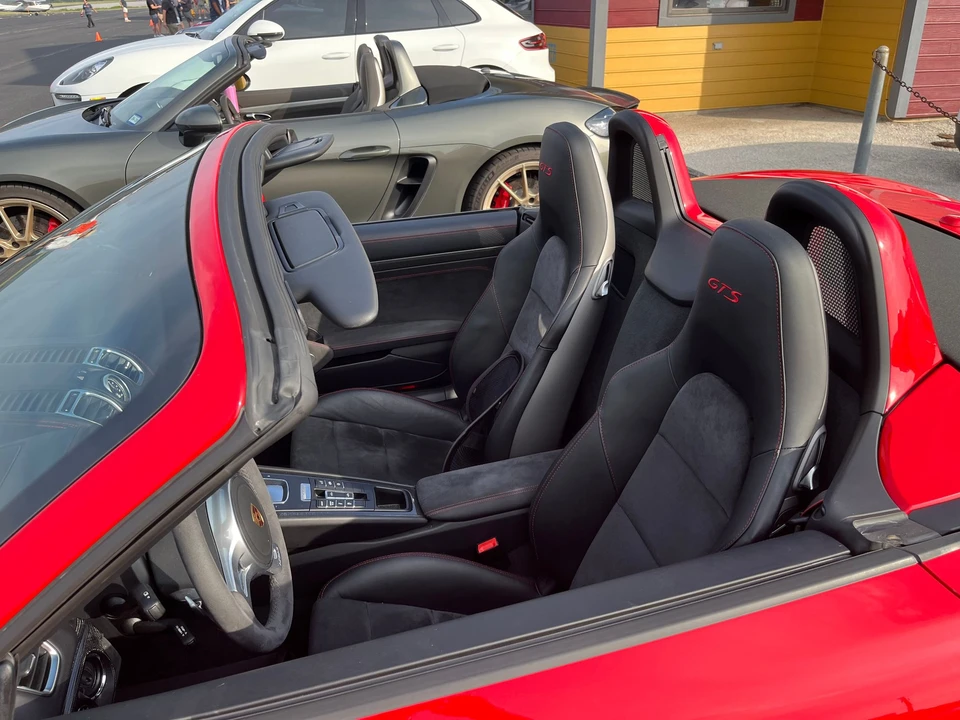 2016 Porsche 981 Boxster GTS - Image 4 of 8