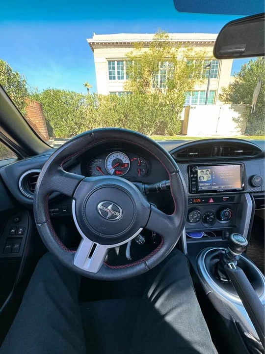 2016 Scion FR-S - Image 4 of 10