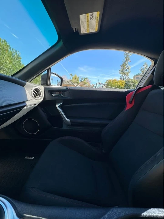 2016 Scion FR-S - Image 2 of 10