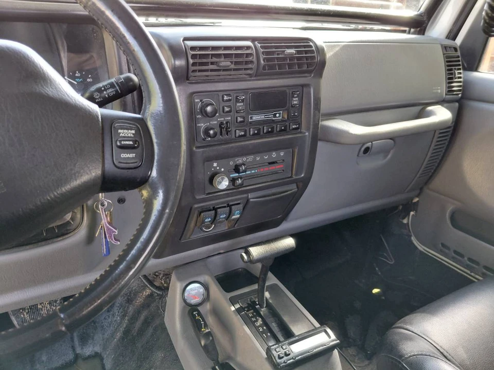 1998 Jeep TJ Wrangler - Image 8 of 9