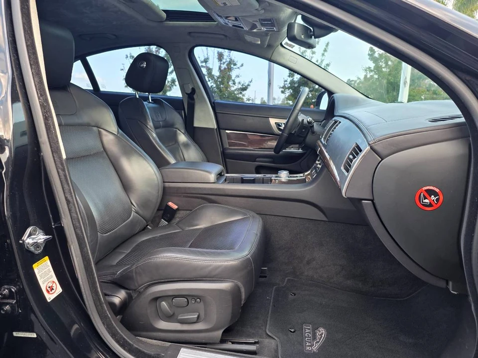 2010 Jaguar X250 XFR - Image 10 of 20