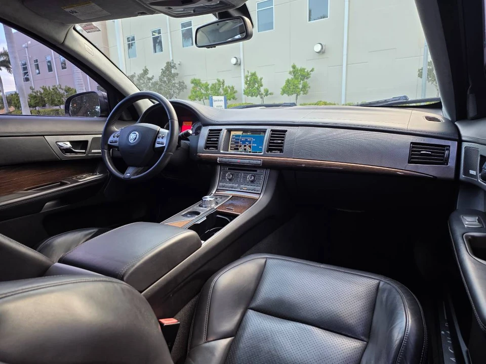 2010 Jaguar X250 XFR - Image 9 of 20
