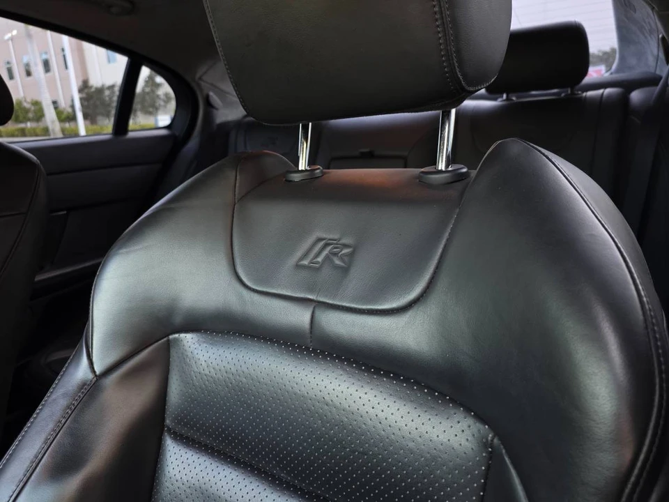 2010 Jaguar X250 XFR - Image 14 of 20