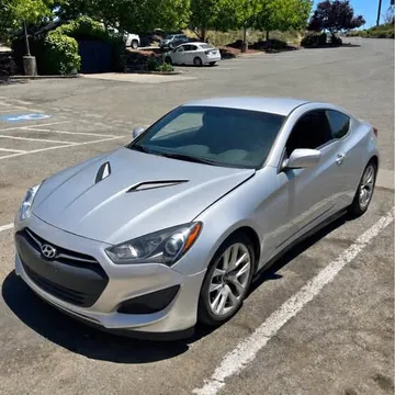 Hyundai Genesis Coupe 2.0T