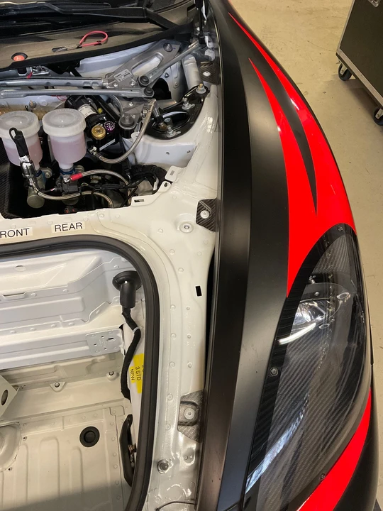 2019 Porsche 718 Cayman GT4 - Image 18 of 31