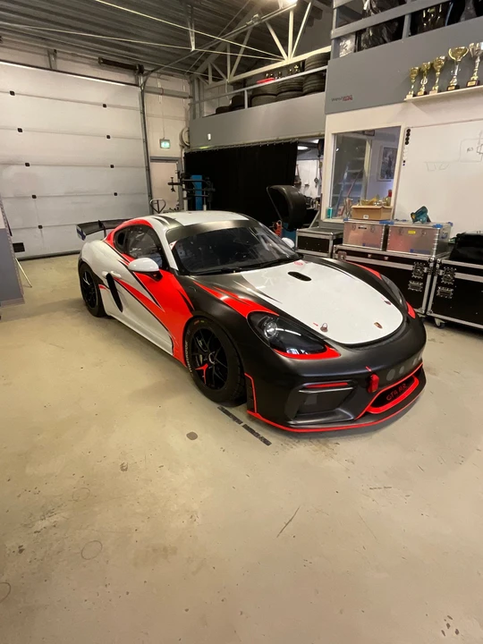 2019 Porsche 718 Cayman GT4 Clubsport - Image 5 of 31
