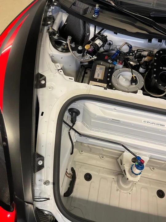 2019 Porsche 718 Cayman GT4 Clubsport - Image 17 of 31