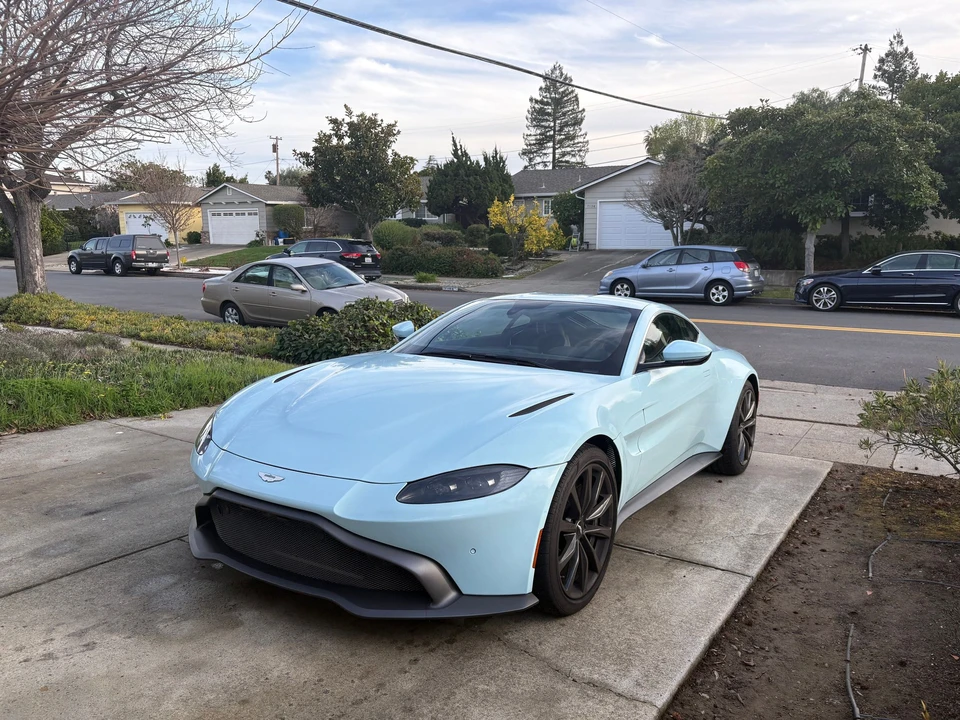 2020 Aston Martin V8 Vantage (2019+) - Image 1 of 21