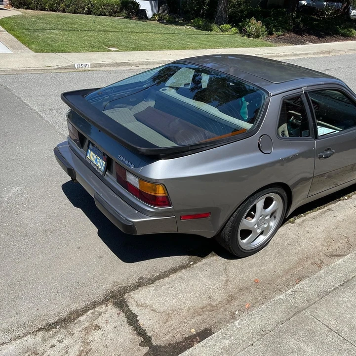 1985 Porsche 944 - Image 3 of 10