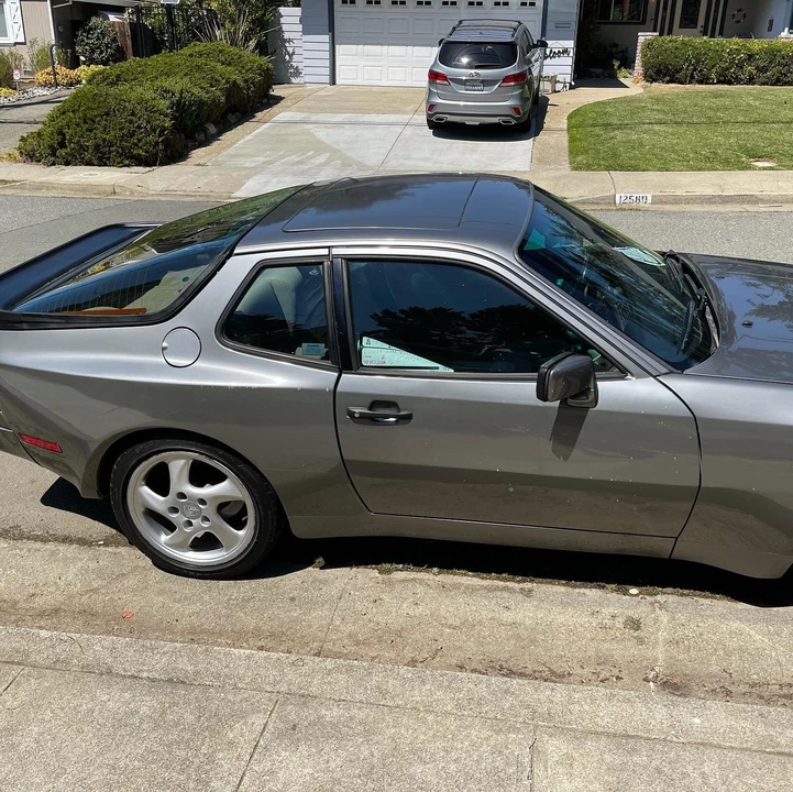1985 Porsche 944 - Image 9 of 10