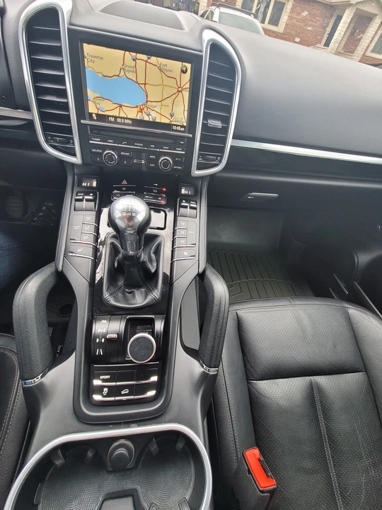 2011 Porsche 958 Cayenne - Image 7 of 27