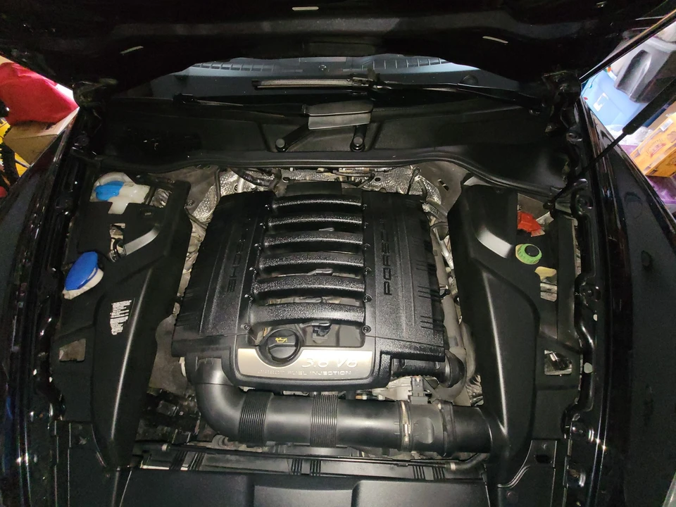 2011 Porsche 958 Cayenne - Image 16 of 27