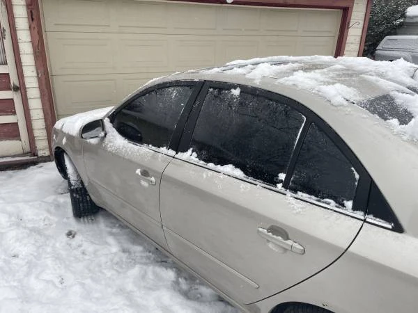 2009 Hyundai Sonata - Image 3 of 4