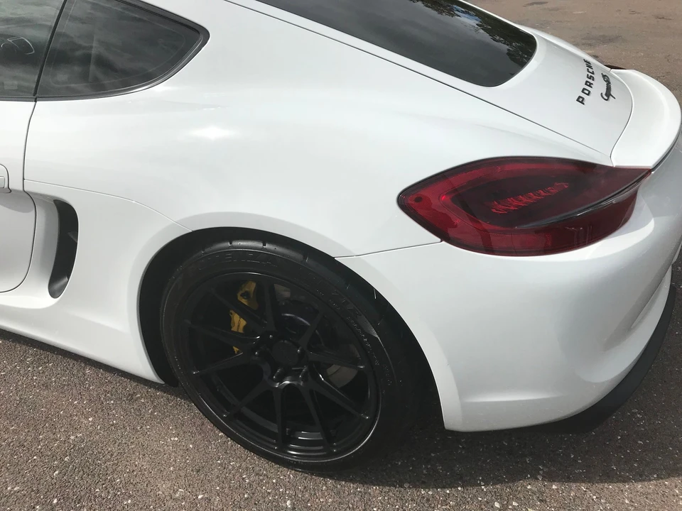 2016 Porsche 981 Cayman GTS - Image 9 of 11
