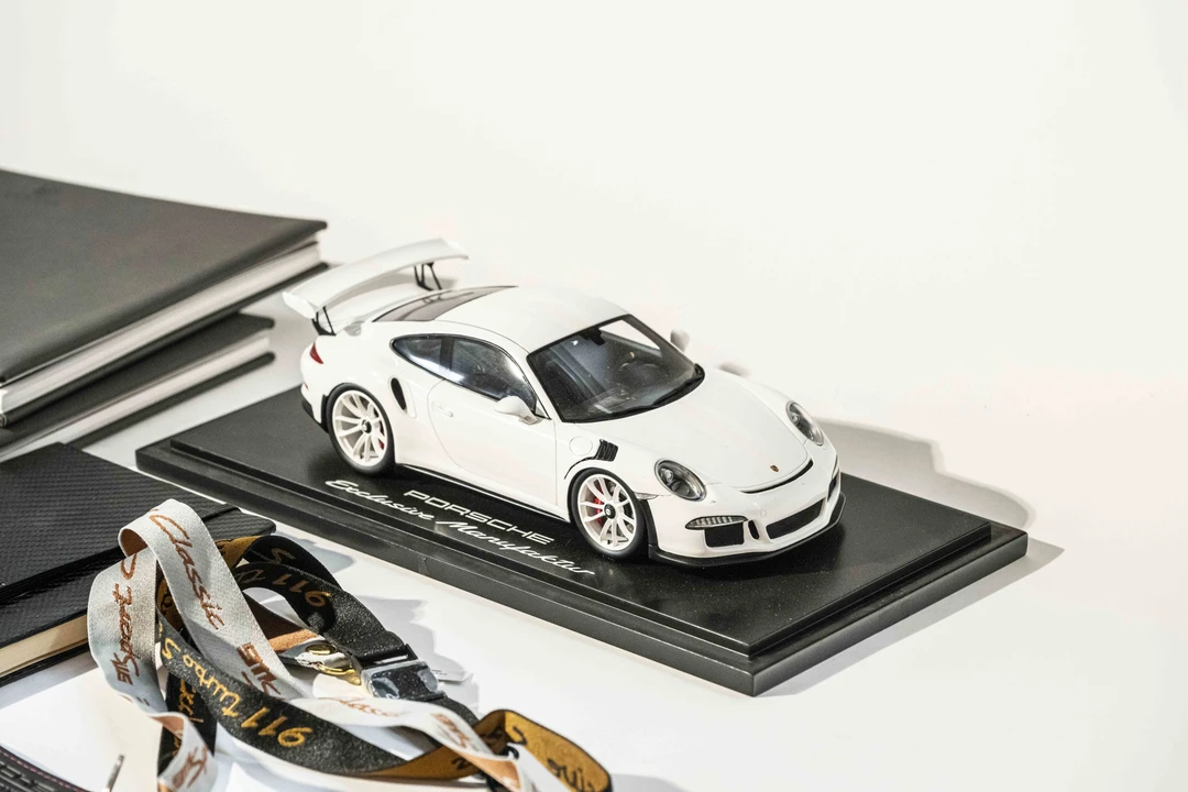 9999 Porsche - Image 14 of 31