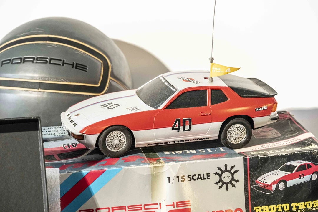 9999 Porsche - Image 5 of 31