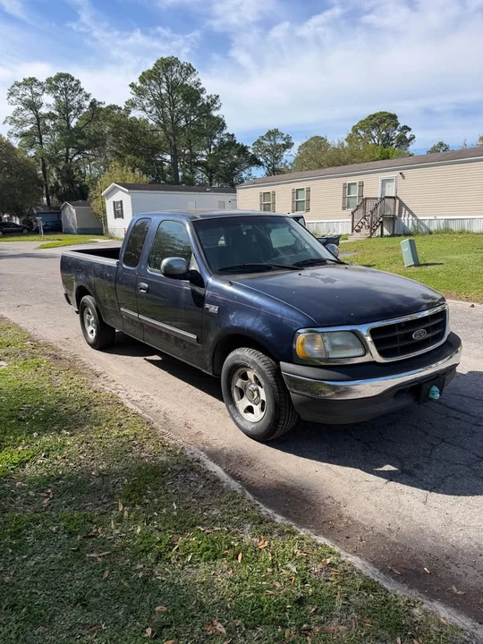 2003 Ford F-150 10th Gen - Image 3 of 9