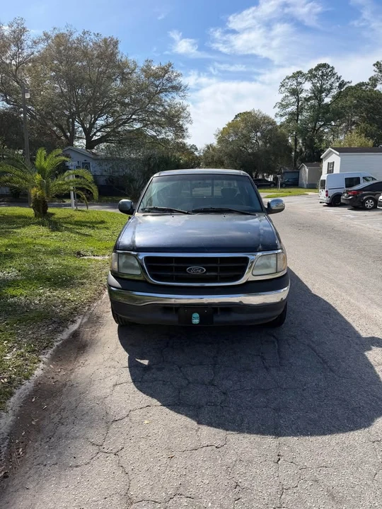 2003 Ford F-150 10th Gen - Image 2 of 9