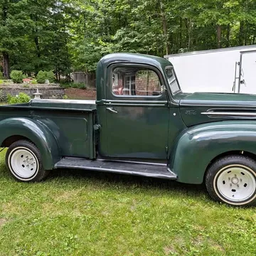 1946 Ford F-100