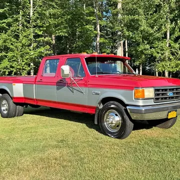 1990 Ford F-350 XLT Lariat Crew Cab Dually