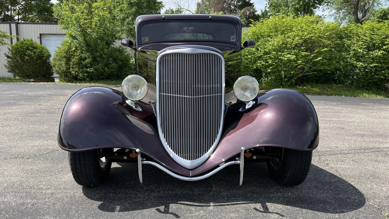 Ford Hot Rod - Image 24 of 31