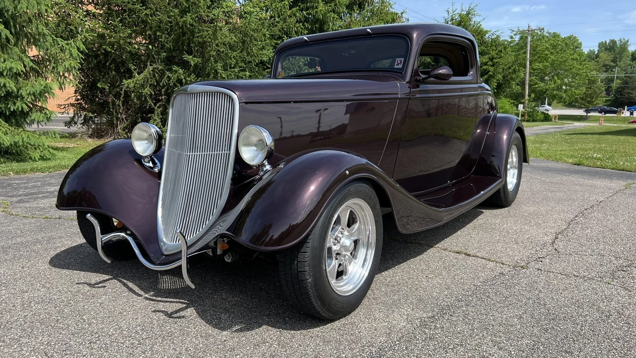 Ford Hot Rod - Image 11 of 31