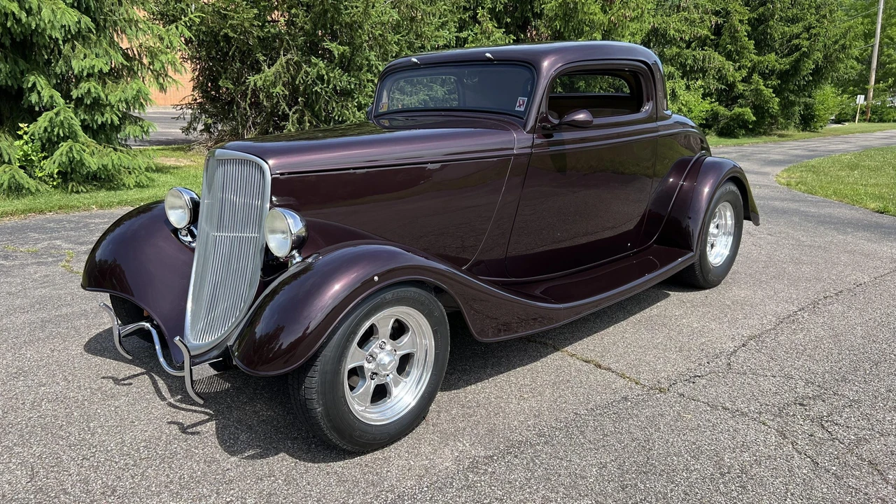 Ford Hot Rod - Image 9 of 31