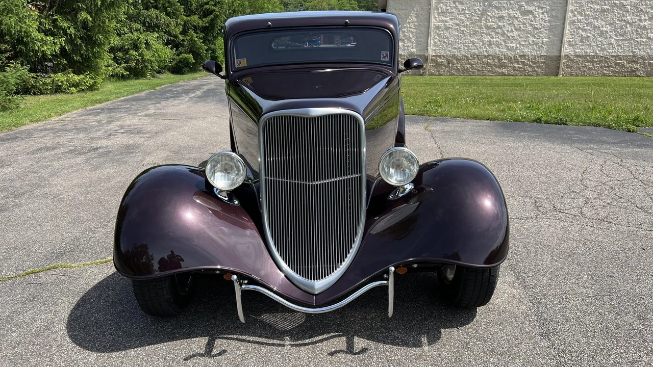 Ford Hot Rod - Image 27 of 31