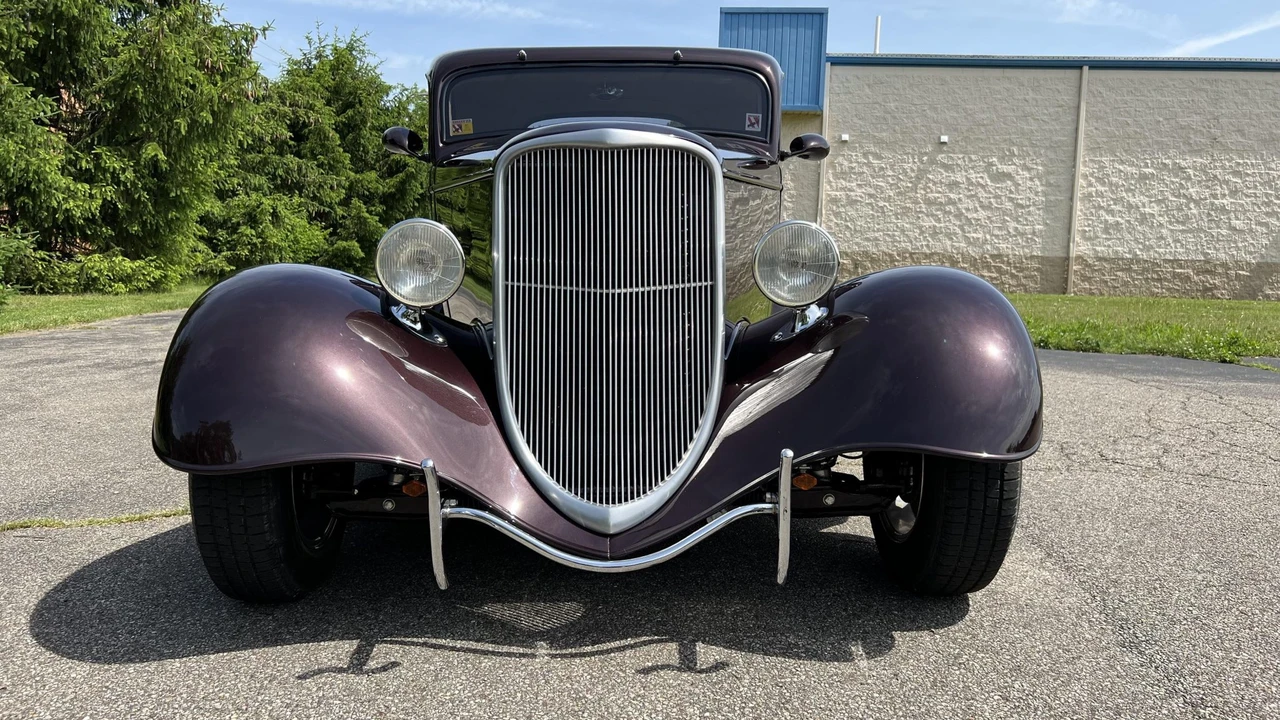 Ford Hot Rod - Image 28 of 31