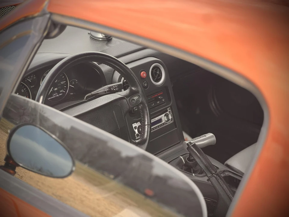 1990 Mazda NA MX-5 Miata - Image 23 of 31