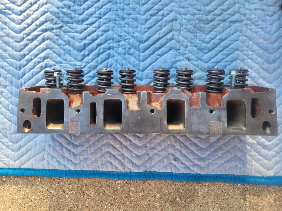 Parts & Memorabilia Engines - Image 16 of 29